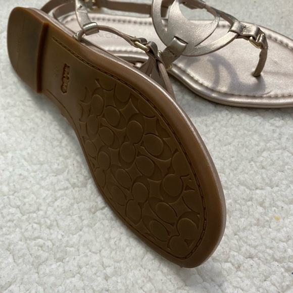 Sandals - Picture 4 of 4